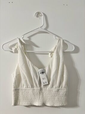NWT Hollister Tank / Size Medium